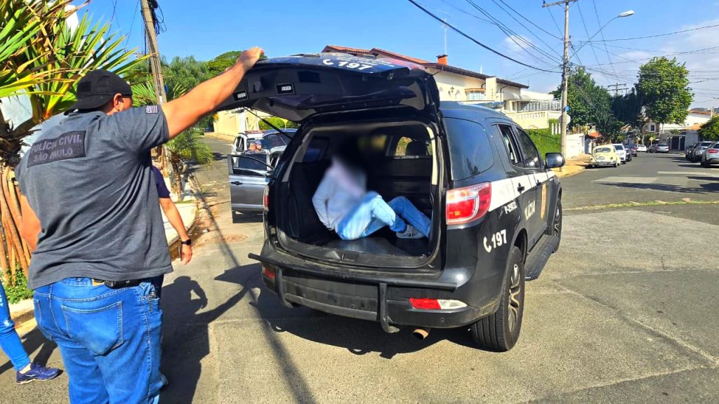 DIG prende suspeitos que fingiam entregas para roubar casas