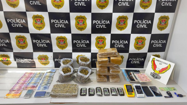 Dise apreende 13 kg de drogas em bar do bairro Cidade Nova 1 Dise apreende 13 kg de drogas em bar do bairro Cidade Nova