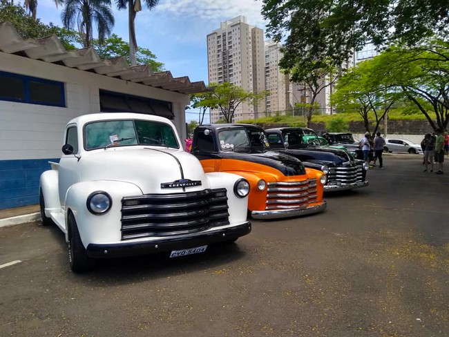 Encontro de Carros Antigos movimenta Americana no fim de semana