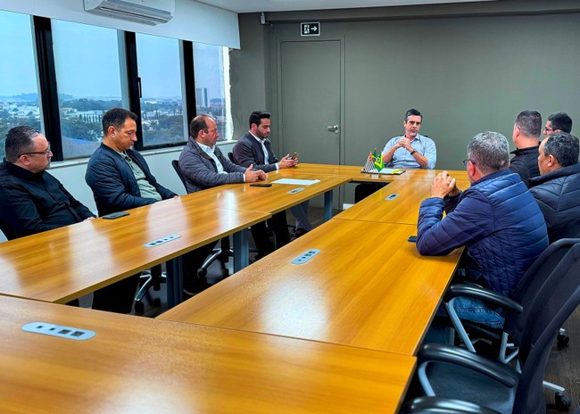 Prefeito sanciona lei para ampliar serviços de saúde em Santa Bárbara