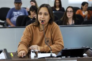 Roberta Lima quer informações sobre colônias de gatos em Americana