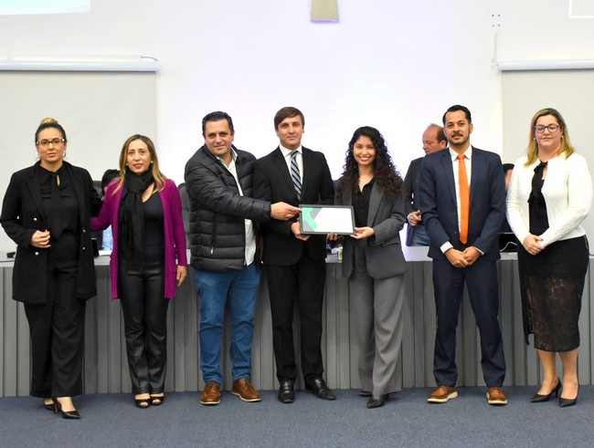 Santa Bárbara d’Oeste aprova projetos e homenageia personalidades em sessão 1