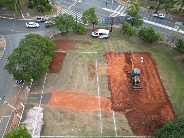 Praça de Esportes do Jardim São Pedro ganhará quadras de areia e Espaço Kids 1 praca-esportes-sao-pedro-kids-quadra
