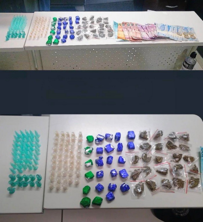 Adolescente é detido com drogas no Romano 1 Adolescente é detido com drogas no Romano