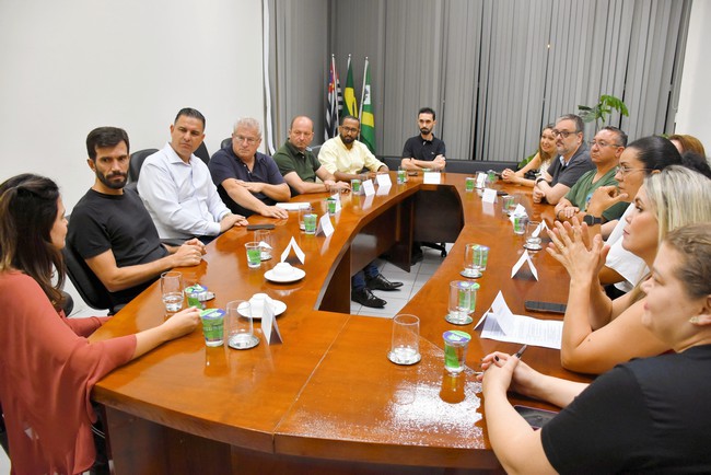 Câmara discute adoção ilegal e tráfico de crianças em Santa Bárbara 1 Câmara discute adoção ilegal e tráfico de crianças em Santa Bárbara