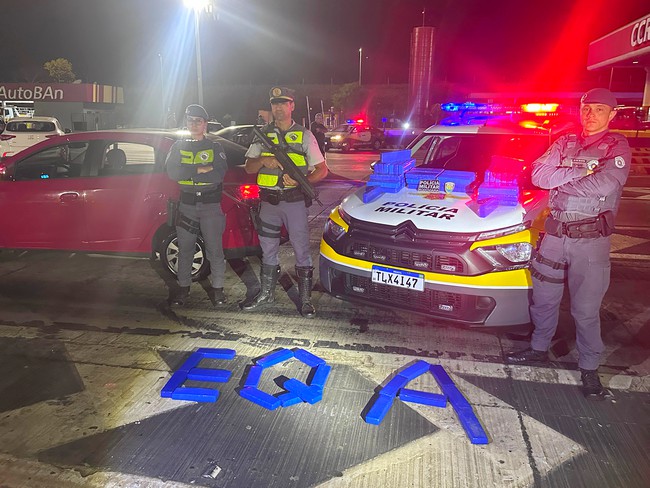 Casal de Londrina é flagrado com 50 kg de maconha na Anhanguera 1 Casal de Londrina é flagrado com 50 kg maconha na Anhanguera