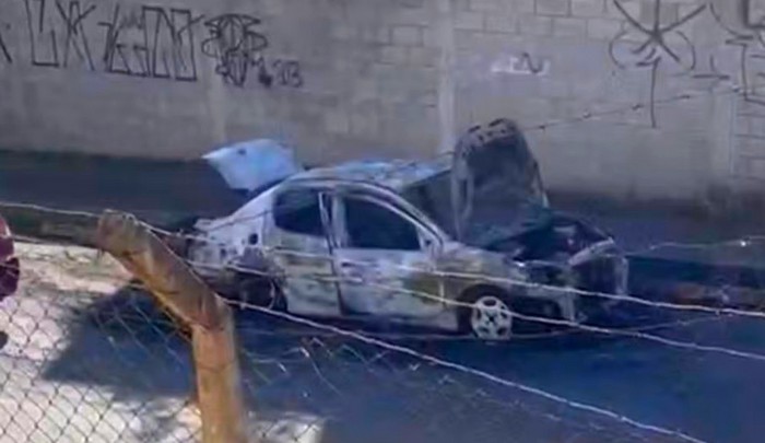 Casal sofre queimaduras após carro pegar fogo em Sumaré 1 Casal sofre queimaduras após carro pegar fogo em Sumaré