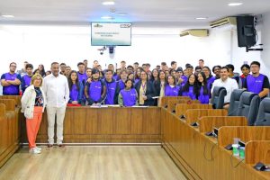 Escola do Legislativo de Sumaré recebe 250 jovens do CIEE