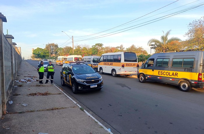 Fiscalização identifica irregularidades em transporte escolar de Sumaré 1 Fiscalização identifica irregularidades em transporte escolar de Sumaré