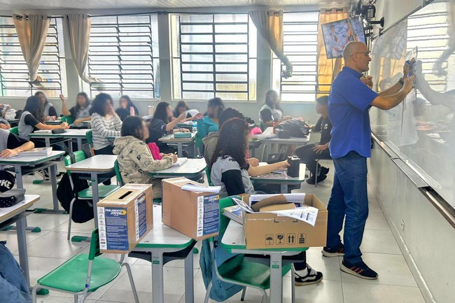 Mais de 230 estudantes disputam vagas no Parlamento Jovem de Sumaré 1 Mais de 230 estudantes disputam vagas no Parlamento Jovem de Sumaré