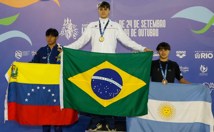 Nadadores de Americana brilham no Sul-Americano Juvenil 1 Nadadores de Americana brilham no Sul-Americano Juvenil