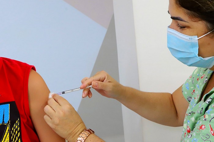 Santa Bárbara segue com vacinação contra HPV em adolescentes 1 Santa Bárbara intensifica vacinação contra HPV em adolescentes