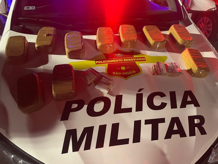 Traficante boliviano é preso com 10 kg de drogas e família no carro em Nova Odessa 1 Traficante boliviano é preso com 10 kg de drogas e família no carro em Nova Odessa