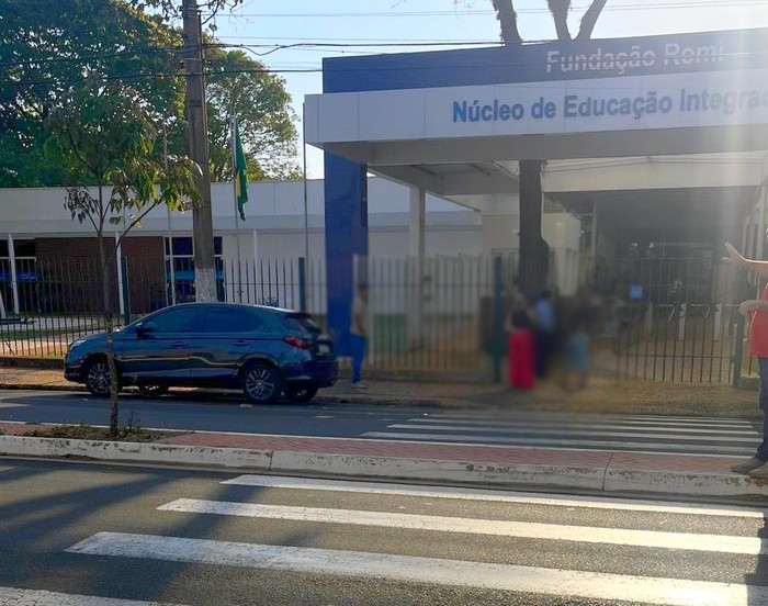 Vereador pede lombofaixa em frente ao NEI da Fundação Romi 1 Vereador pede lombofaixa em frente ao NEI da Fundação Romi