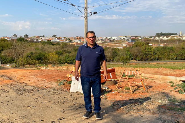 Vereador questiona obras paradas na Rua Cinco do Jardim Boer 1 Vereador questiona obras paradas na Rua Cinco do Jardim Boer