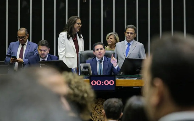 PEC da Blindagem pode barrar ações contra corrupção no uso de emendas 3 camara-pec-blindagem-1