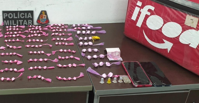 Motoboy com bolsa do IFood é preso após ser pego com grande quantidade de drogas 1 ifood-drogas-preso