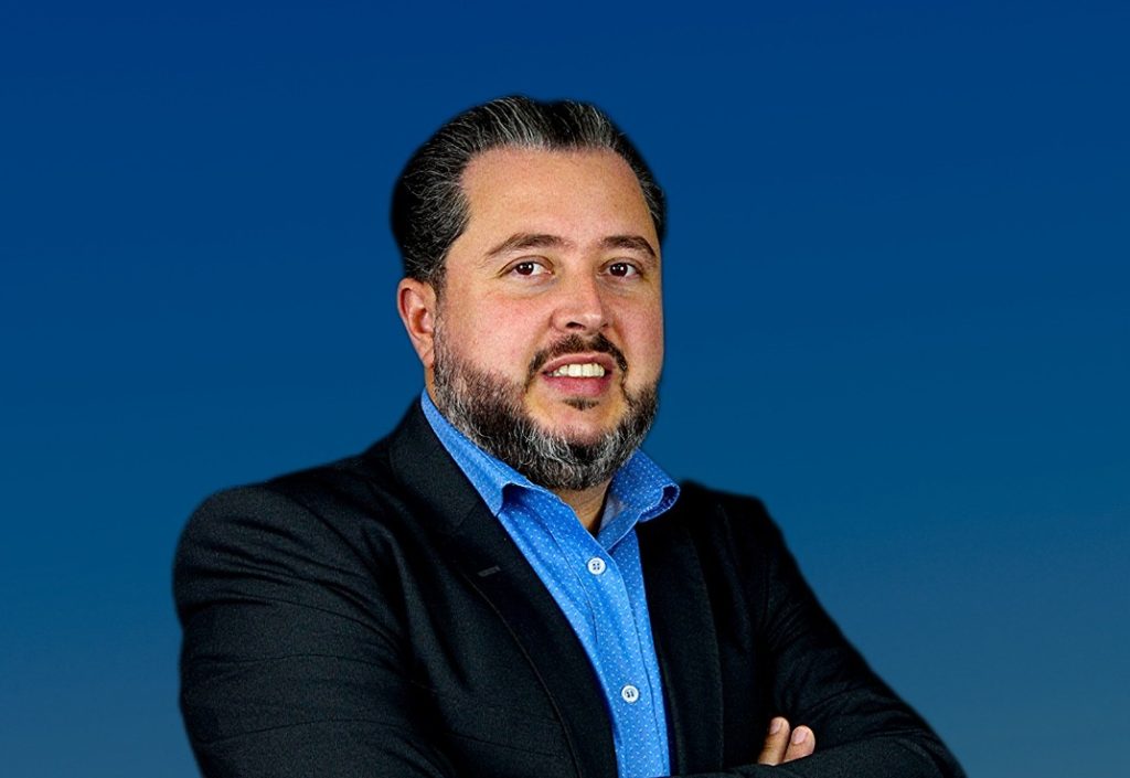 O verdadeiro líder não se esconde nos problemas, por João Cleto 1 joao cleto