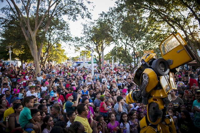 Festa com tudo grátis: Instituto Jr Dias promete diversão com brinquedos, sorvete e pipoca no Zanaga 1 A22-10-23 DIA DAS CRIANÇAS - INSTITUTO JR DIAS (244)