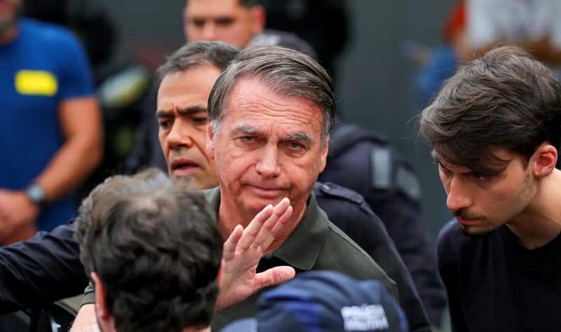 Moraes nega pedido da defesa e mantém prisão domiciliar de Bolsonaro 1 Moraes nega pedido da defesa e mantém prisão domiciliar de Bolsonaro