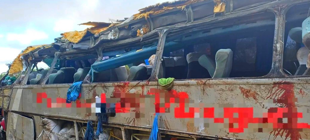 Ônibus tomba na Serra dos Ventos e deixa 17 mortos em Pernambuco 2 Ônibus tomba na Serra dos Ventos e deixa 17 mortos em Pernambuco
