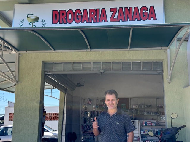 Vereador Juninho Dias cobra fiscalização da presença de farmacêuticos nas farmácias de Americana 1 farmacia-zanaga