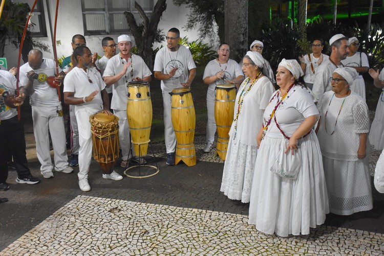 Câmara de SBO entrega Medalha Zumbi dos Palmares a oito homenageados