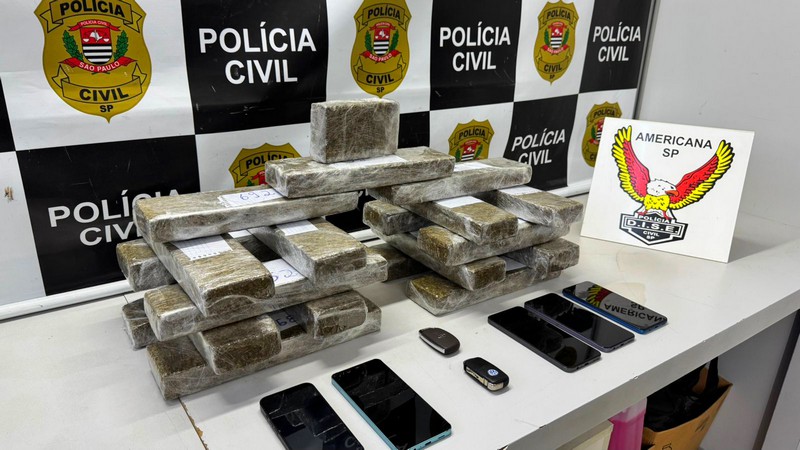 Criminoso tenta atropelar agente da Dise para fugir com 15 kg de maconha em SBO