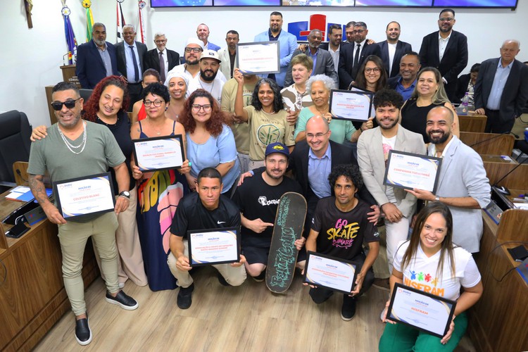 Dudu Lima homenageia Pontos de Cultura em Sumaré