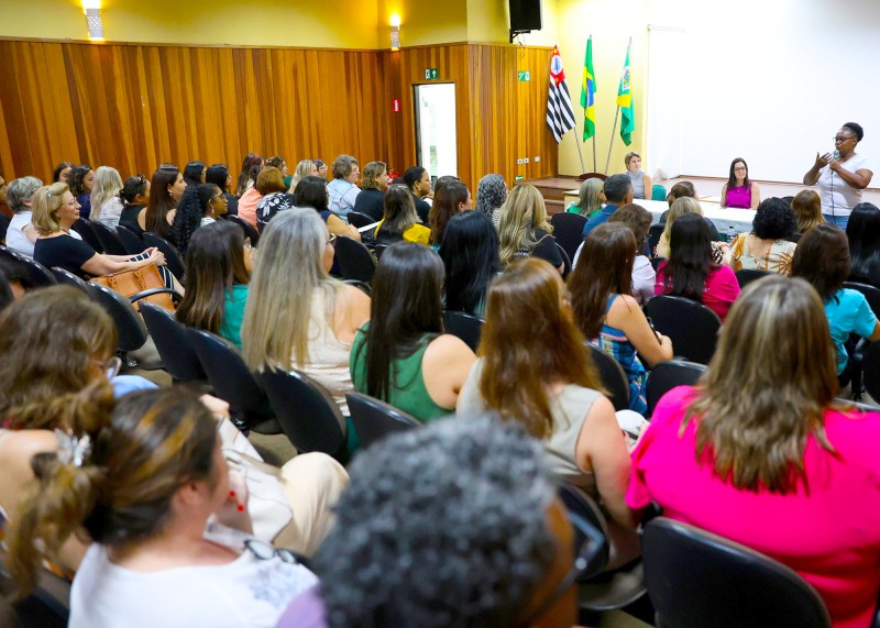 Escolas municipais de S. Bárbara recebem Prêmio Excelência Educacional 1 Escolas municipais de S. Bárbara recebem Prêmio Excelência Educacional
