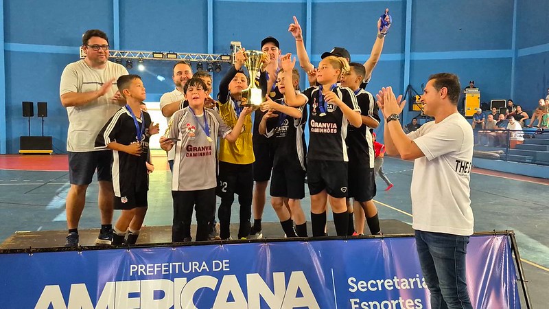 Gigantinho Futsal define campeões em quatro categorias de base