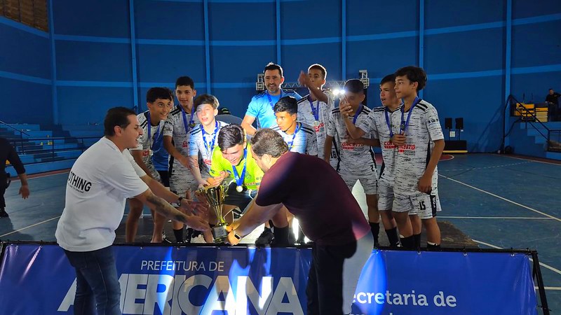 Gigantinho Futsal define campeões em quatro categorias de base