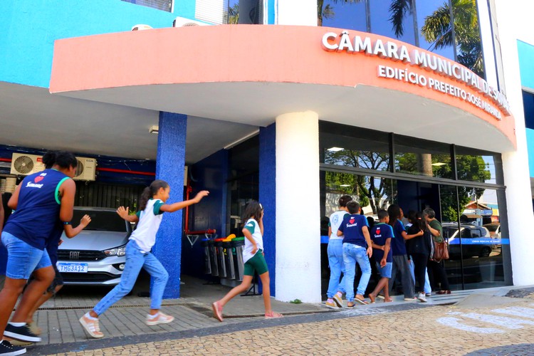Mais de 450 alunos visitam Câmara de Sumaré em outubro