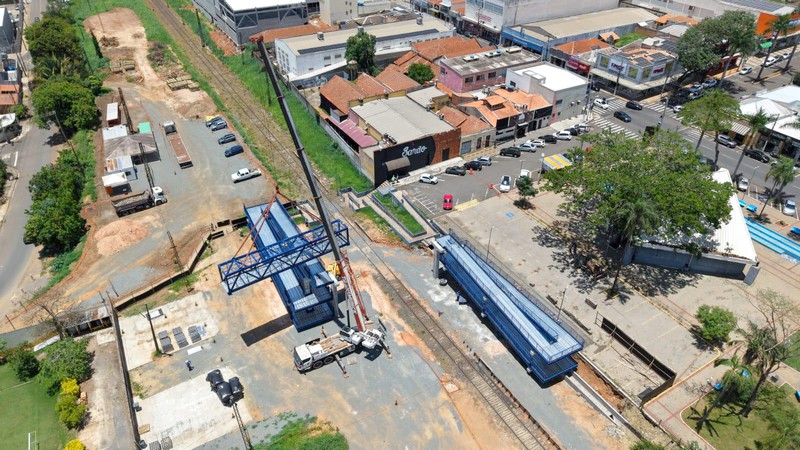 Nova Odessa avança em obras da passarela e do viaduto