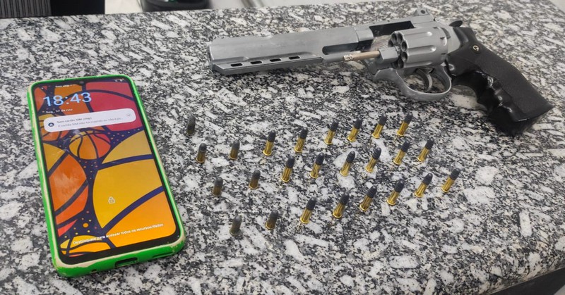 PM prende homem por arma ilegal em Nova Odessa