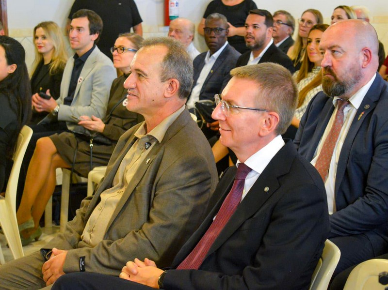 Prefeito Leitinho recebe presidente da Letônia em Nova Odessa 1 Prefeito Leitinho recebe presidente da Letônia em Nova Odessa