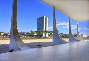 STF começa julgamento de recursos de Bolsonaro e aliados