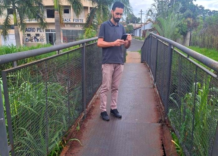 Vereador cobra manutenção urgente em passarela metálica do São Joaquim