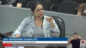 juliana-chora-plenario