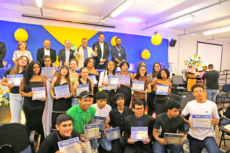 Estudantes tomam posse no Parlamento Jovem 2026 de Sumaré