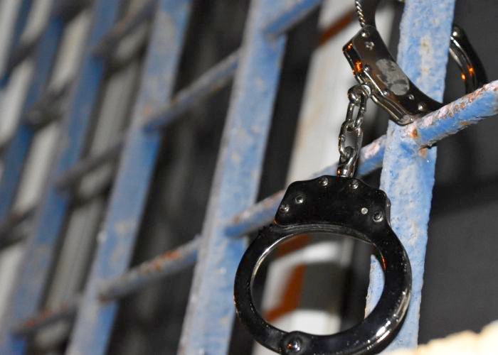 Homem é preso por descumprir medida protetiva no Santa Rita