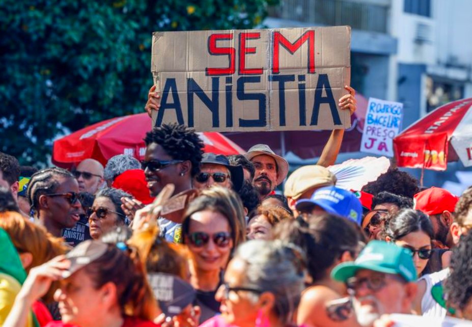 Manifestantes protestam em capitais contra o Projeto de Lei da Dosimetria 2