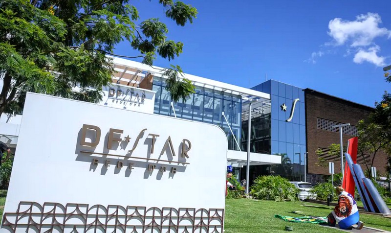 Bolsonaro recebe alta e retorna preso à PF após cirurgia