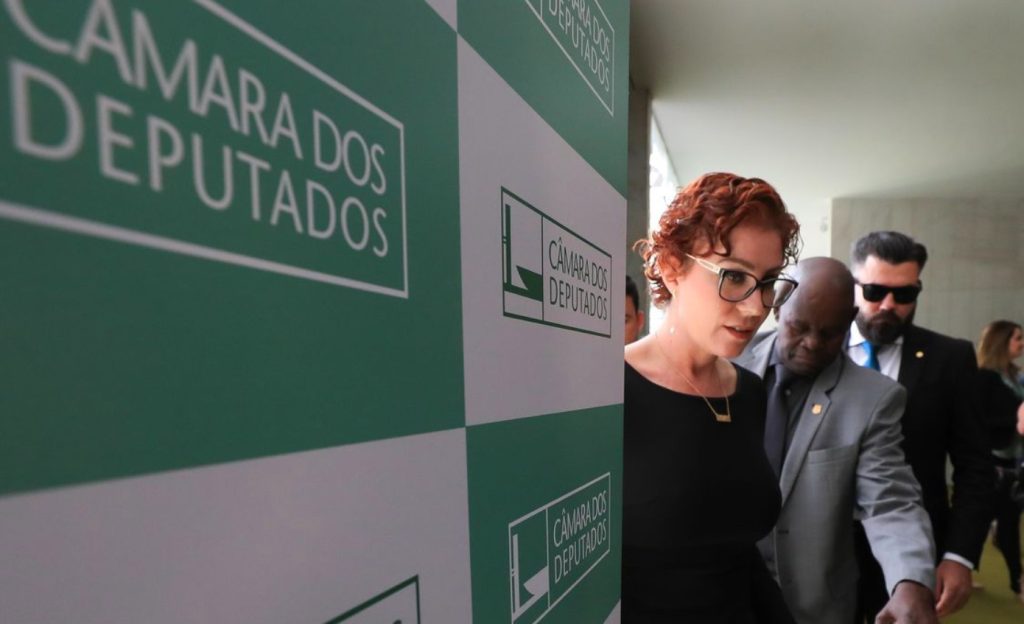 Tribunal italiano adia julgamento da extradição de Zambelli