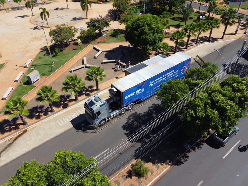 Carreta do Museu Catavento leva ciência e cultura a Santa Bárbara