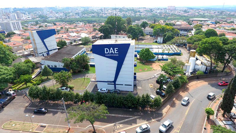 DAE moderniza trecho de rede no bairro Colina