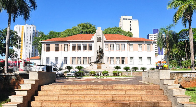 Janeiro tem exposições, rock e programação infantil em Americana