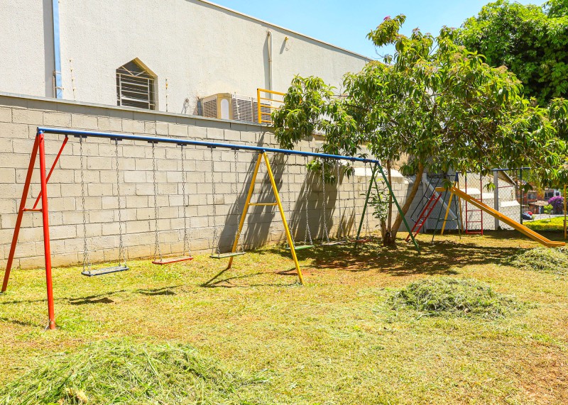 SBO intensifica capinação e roçagem em escolas durante recesso escolar