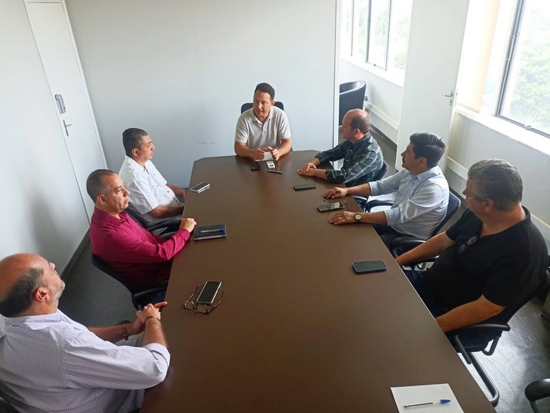 Vereador de SBO discute transporte coletivo em reunião no Governo