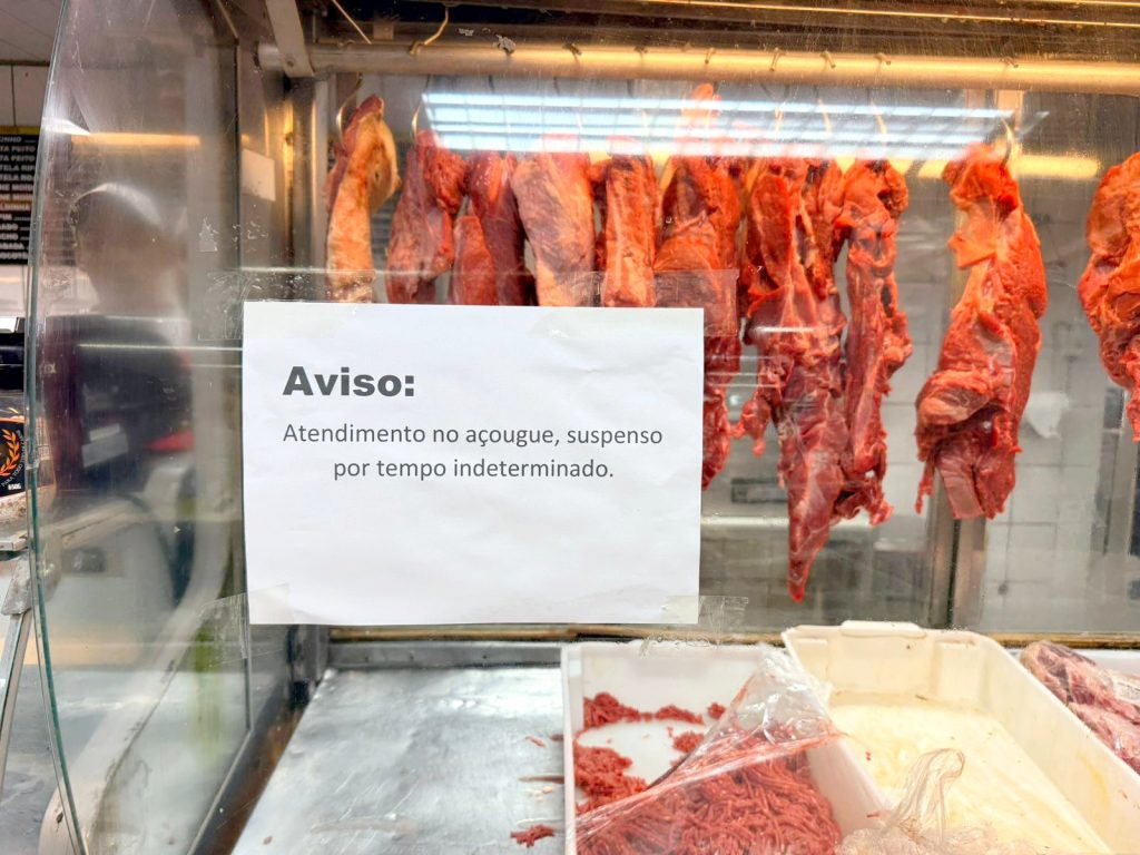 Ação da DIG apreende 435 kg de alimentos impróprios em supermercado de Americana 3